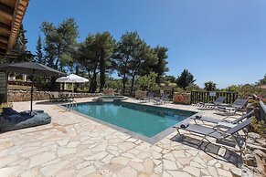 ARESTI MOUNTAIN RESORT