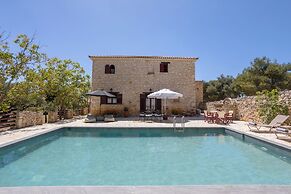 ARESTI MOUNTAIN RESORT