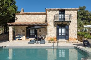 ARESTI MOUNTAIN RESORT