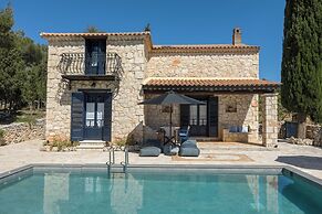 ARESTI MOUNTAIN RESORT