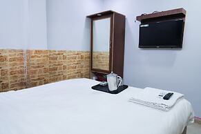 Roomshala 127 Mannat Stay