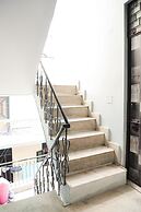 Roomshala 127 Mannat Stay