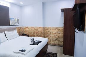 Roomshala 127 Mannat Stay