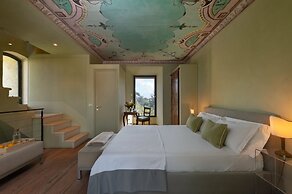 Massimago Wine Tower