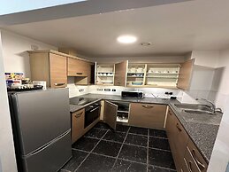 Urban Oasis 2-bed En-suite Apt in Birmingham