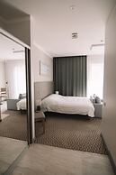 Merepargi ApartHotel & Cafe