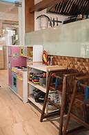 Merepargi ApartHotel & Cafe