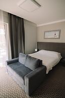 Merepargi ApartHotel & Cafe