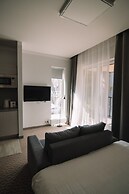 Merepargi ApartHotel & Cafe