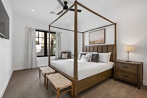 Desert Gem 7 Bedroom Home