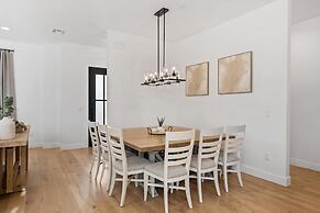 Desert Gem 7 Bedroom Home