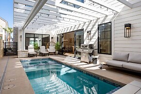 Desert Gem 7 Bedroom Home