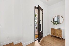 Desert Gem 7 Bedroom Home