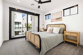 Desert Gem 7 Bedroom Home