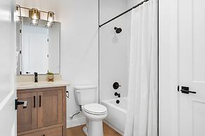 Desert Gem 7 Bedroom Home