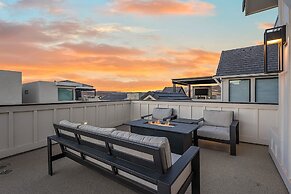 Desert Gem 7 Bedroom Home