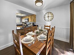 37c Hidden Creek Mountain Getaway! 3 Bedroom Condo by RedAwning