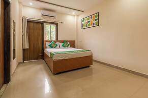 Treebo Raj Palace