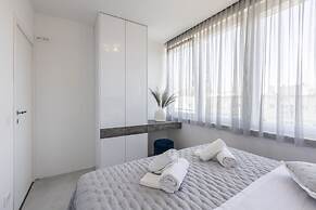 Carmen - 2 Bedroom Apartment - Downtown