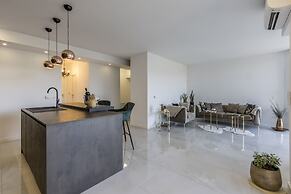 Carmen - 2 Bedroom Apartment - Downtown