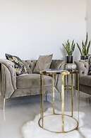 Carmen - 2 Bedroom Apartment - Downtown