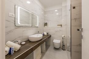 Carmen - 2 Bedroom Apartment - Downtown