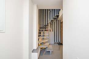 Nadbrzeżna Apartment by Renters