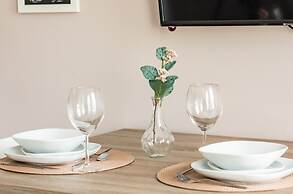 Nadbrzeżna Apartment by Renters