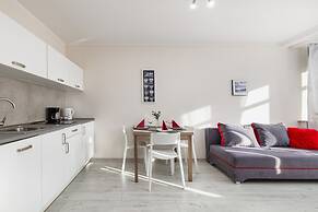 Apartament Piąty Nadbrzeżna by Renters