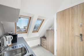 Promenada Apartment Mielno by Renters