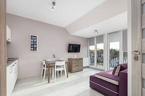 Nadbrzeżna Apartament by Renters