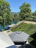 Apart-Hôtel Pont-de-Thielle