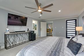 Eclectic Houston Home w/ Pool Table, 5 Mi to Dtwn
