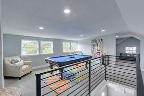 Eclectic Houston Home w/ Pool Table, 5 Mi to Dtwn