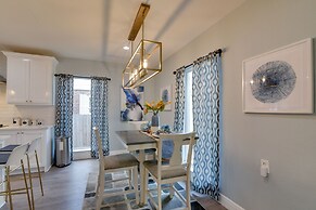 Eclectic Houston Home w/ Pool Table, 5 Mi to Dtwn
