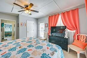 Sunny Bonita Springs Apt w/ Pool, Hot Tub + Lanai