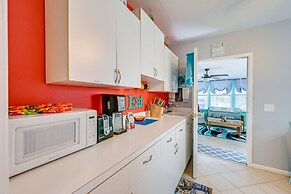 Sunny Bonita Springs Apt w/ Pool, Hot Tub + Lanai