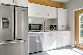 Unique Grand Junction Guest Suite w/ Gas Fire Pit!