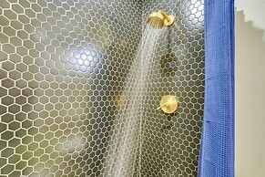 Unique Grand Junction Guest Suite w/ Gas Fire Pit!