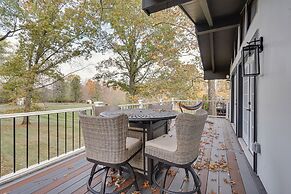 Powell Home w/ Fire Pit - 5 Mi to Columbus Zoo!