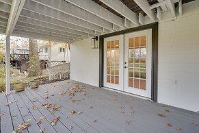 Powell Home w/ Fire Pit - 5 Mi to Columbus Zoo!