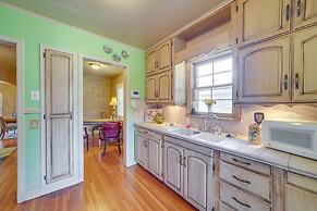 Charming Tusla Home ~ Half-mi to Expo Square!