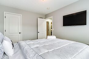 Cozy Ohio Home - Deck, Arcade Games & Near Golfing