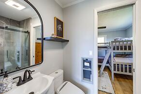 Pet-friendly Boone Home w/ Scenic Mountain Views!