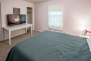Pet-friendly St Paul Home: Fireplace & Office Area
