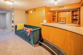 Pet-friendly St Paul Home: Fireplace & Office Area