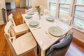 Pet-friendly St Paul Home: Fireplace & Office Area