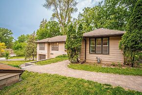 Pet-friendly St Paul Home: Fireplace & Office Area