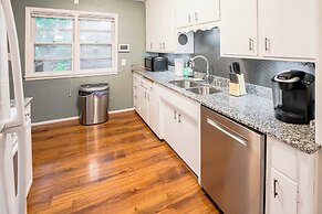 Pet-friendly St Paul Home: Fireplace & Office Area