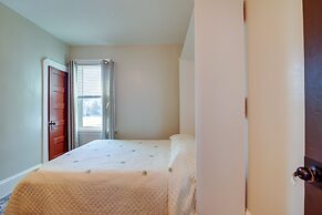 New Bedford Apartment ~ 4 Mi to Fort Phoenix Beach